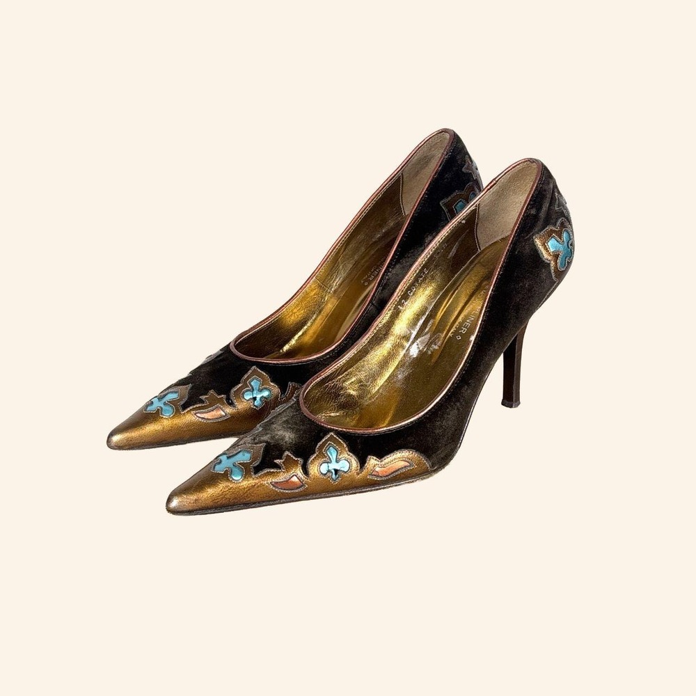 Vintage Donald J. Pliner Couture Metallic Appliquรฉ Pointed Toe Pumps